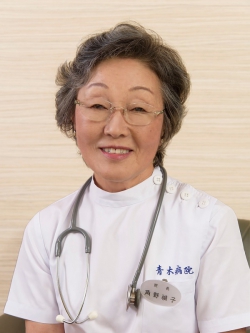 理事長　　　　　　　　　　　　　　　　　　　Dr. 角野 禎子